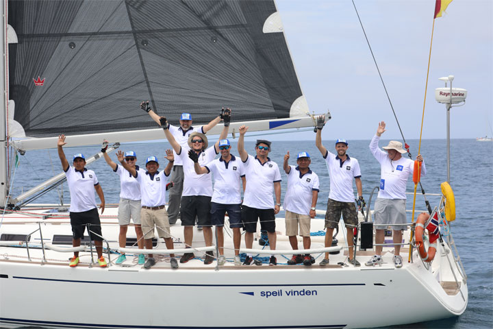 usil vela galapagos